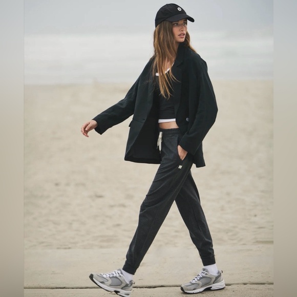 Vuori Pants - Vuori Performance Joggers VW303 Charcoal Heather